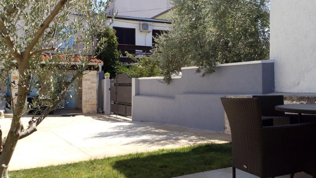 Holiday Home Peruski Luaran gambar